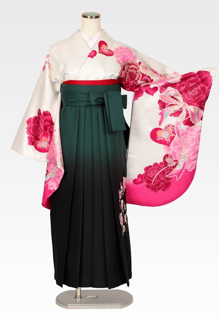 【着物】白地ピンクハートバラ+【袴】グリーンボカシバラ刺繍